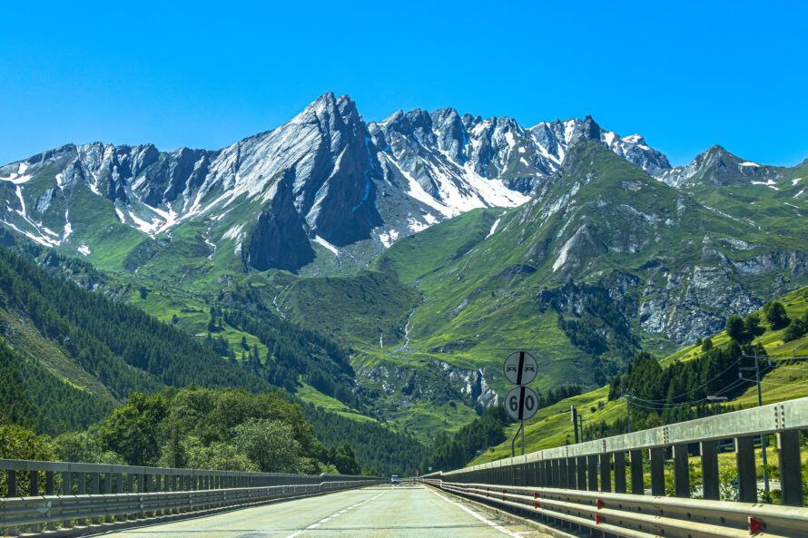 most dangerous highways for truckers